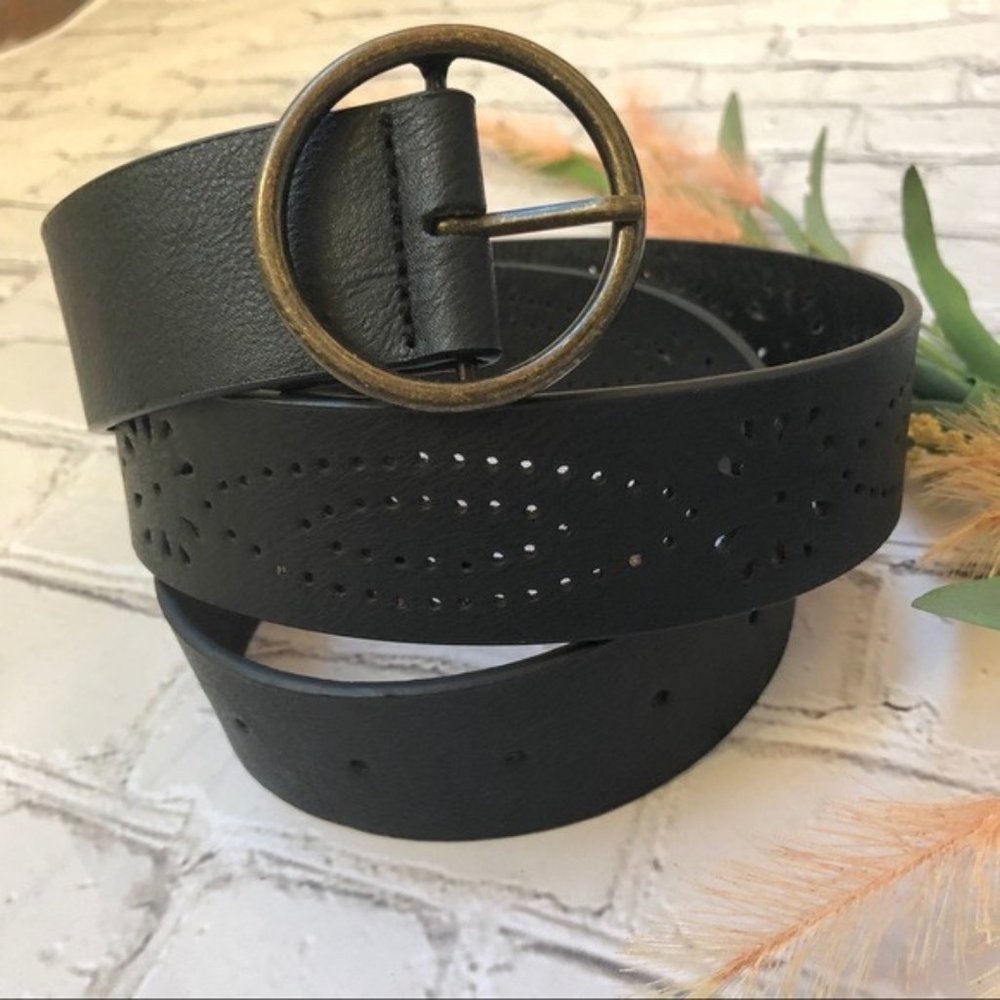 NWT Boho Bohemian Floral Faux Leather Black Belt Round Metal Buckle Belt